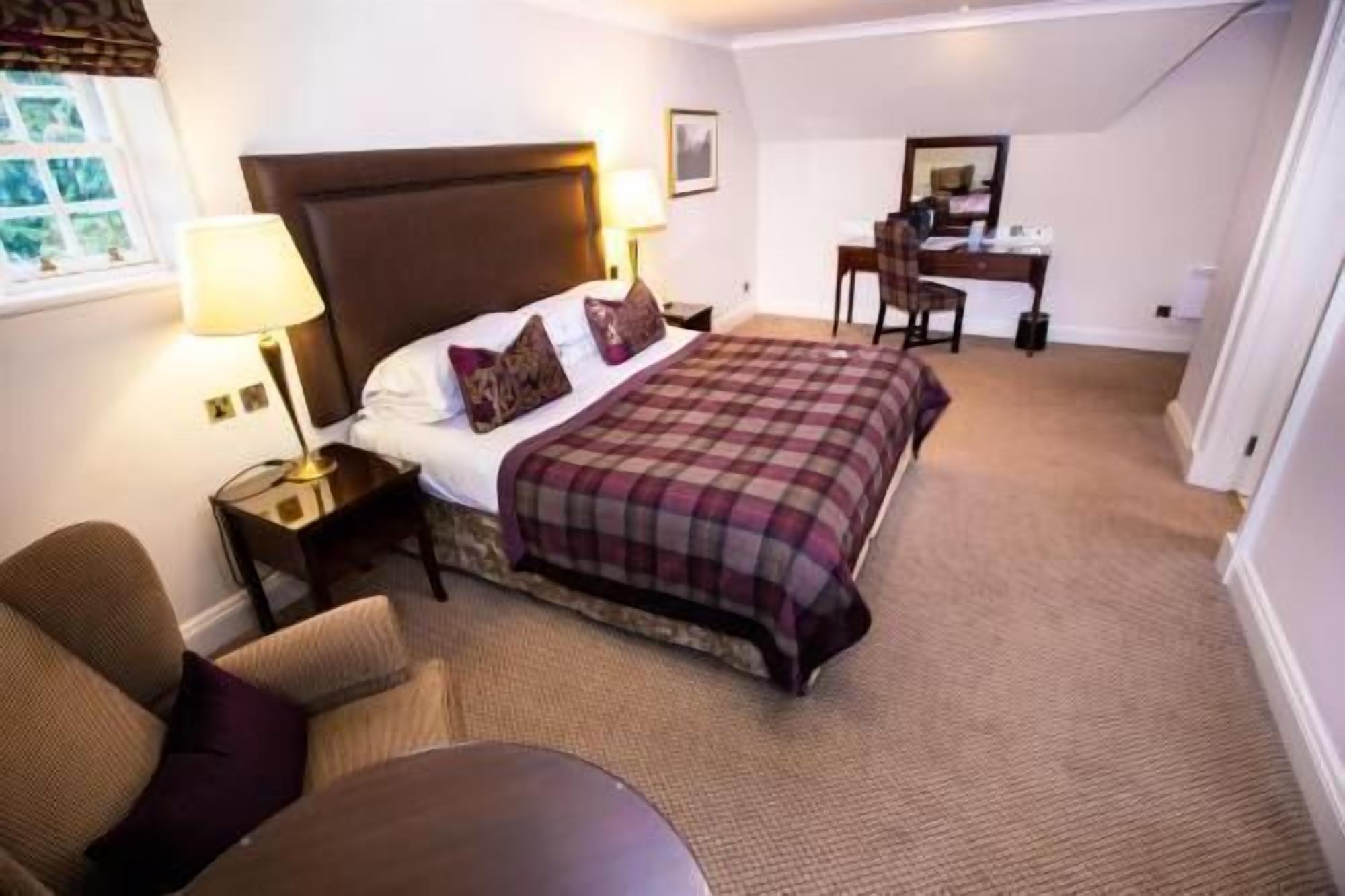 Premium bedding, in-room safe, individually decorated
