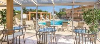 WorldMark Palm Springs - Plaza Resort and Spa