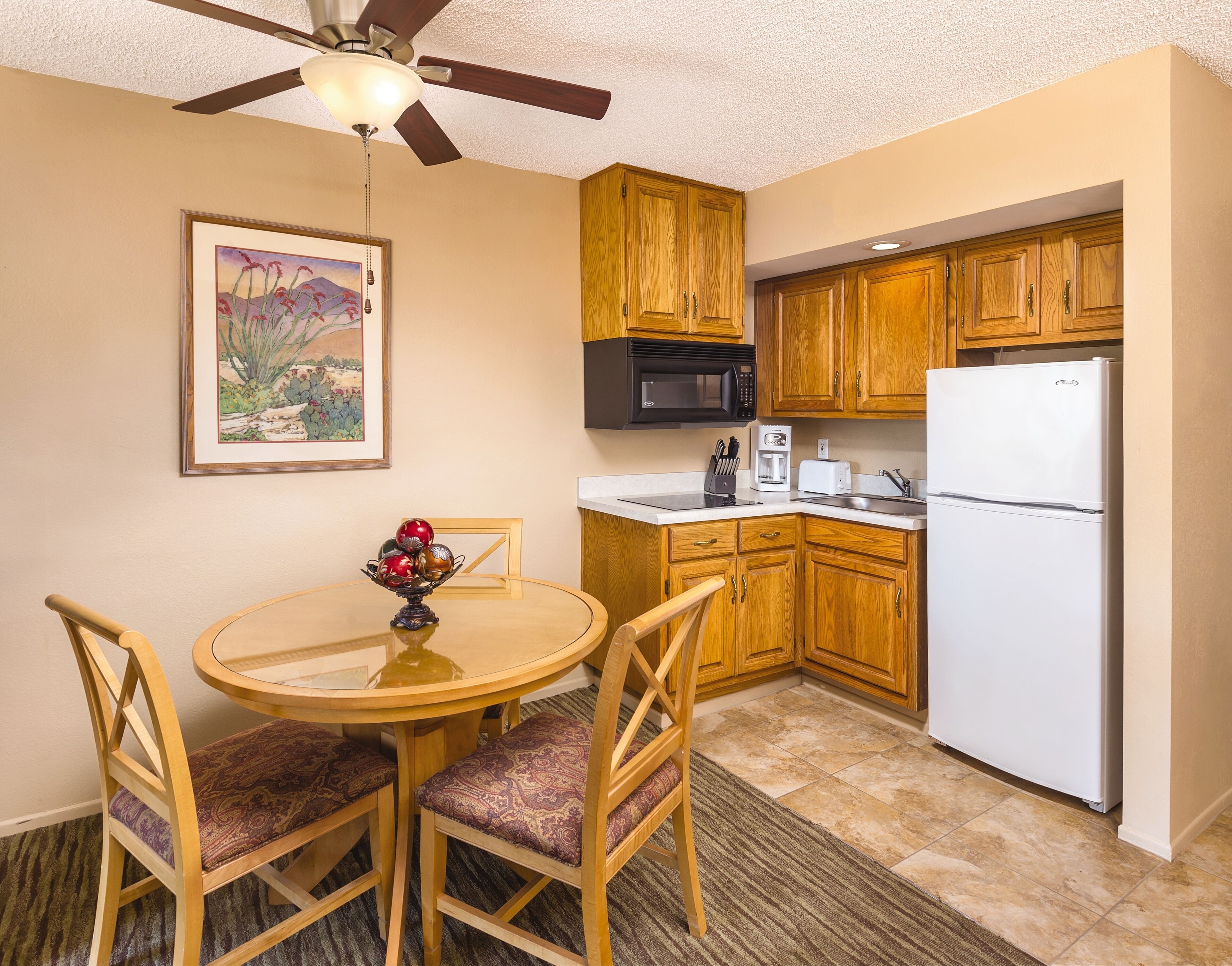 studio, kitchenette | private kitchenette | fridge, microwave, coffee/tea maker, paper towels
