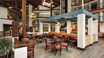 Colazione (10 USD a persona)