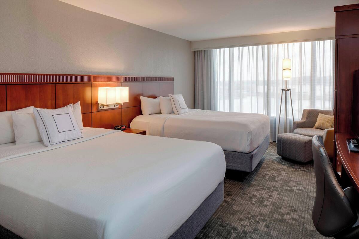 In-room safe, desk, laptop workspace, blackout drapes