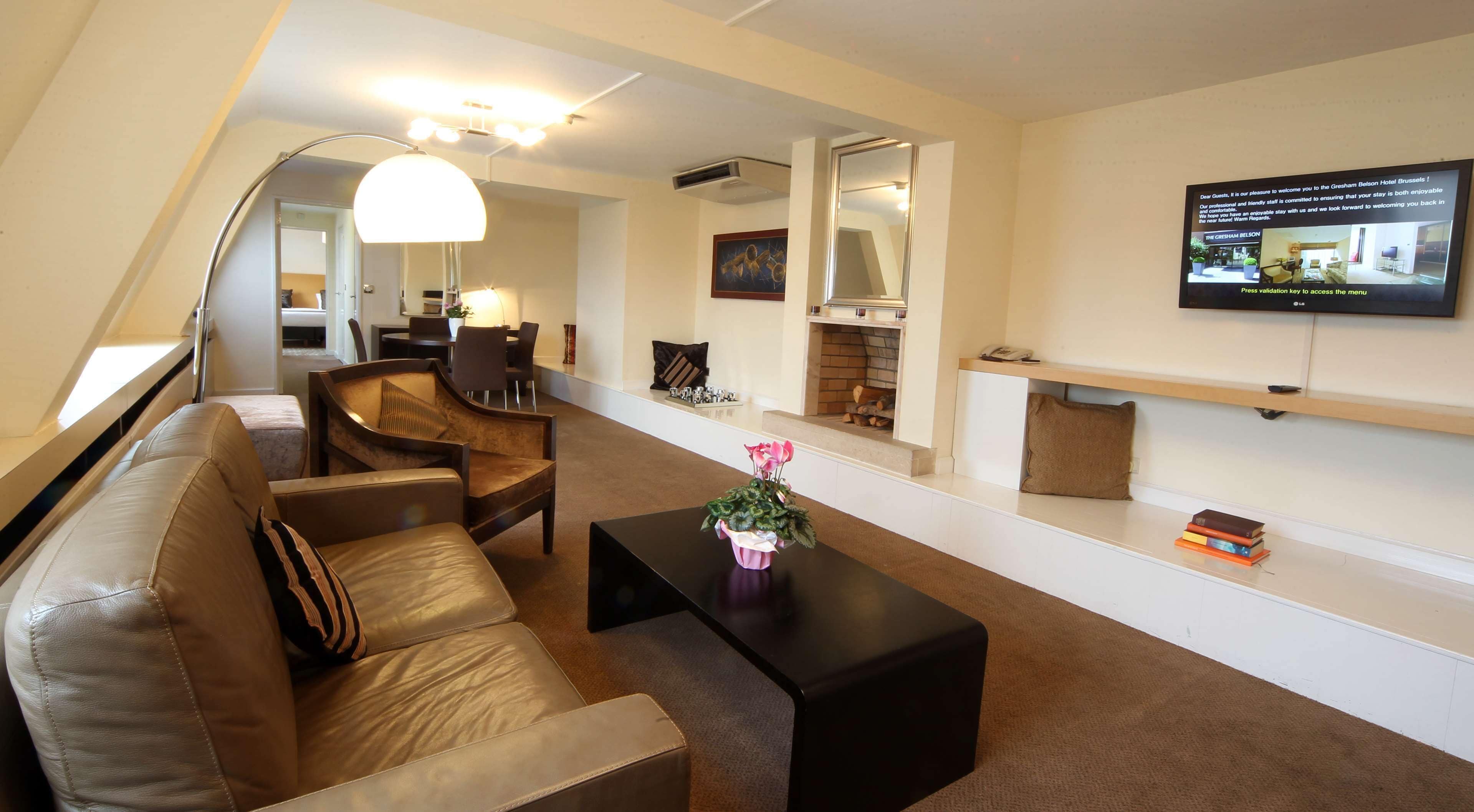 1 bedroom, premium bedding, in-room safe, desk