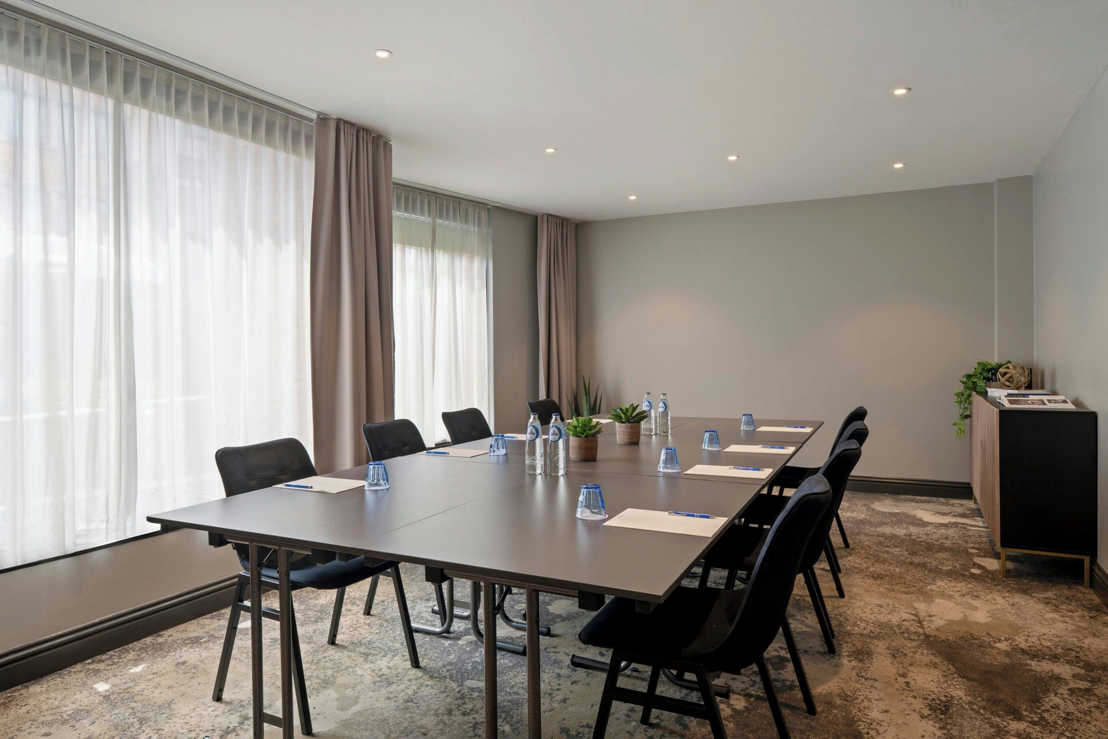 Photo - Gresham Belson Hotel