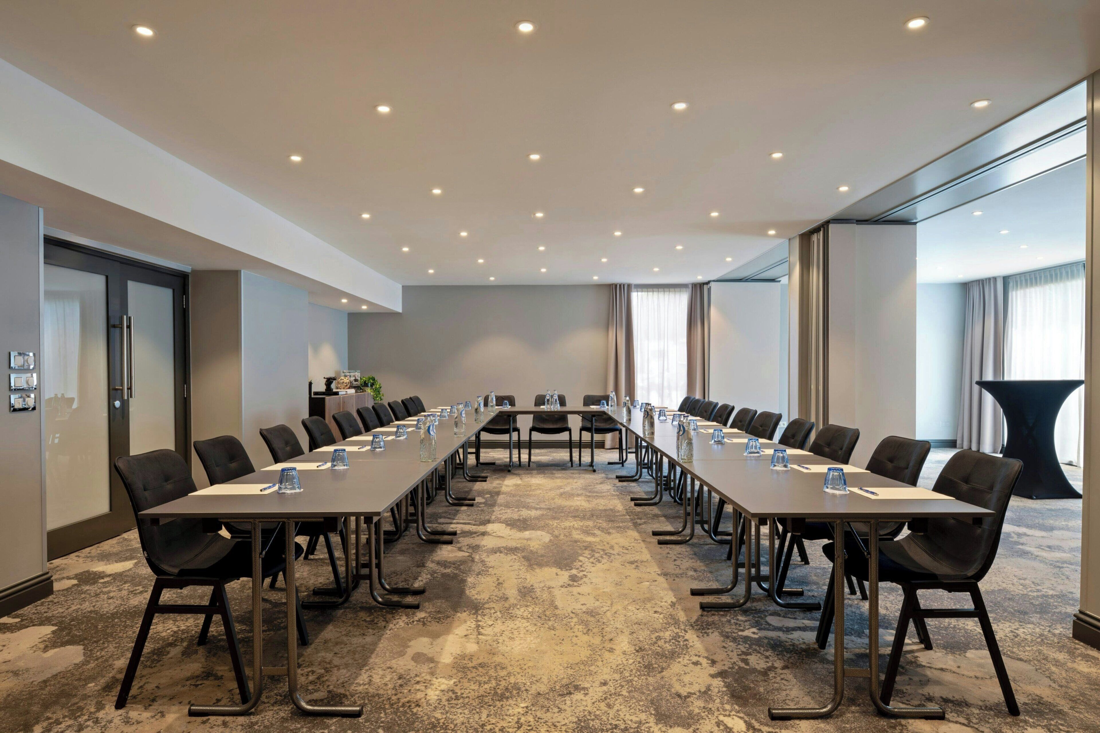 Photo - Gresham Belson Hotel