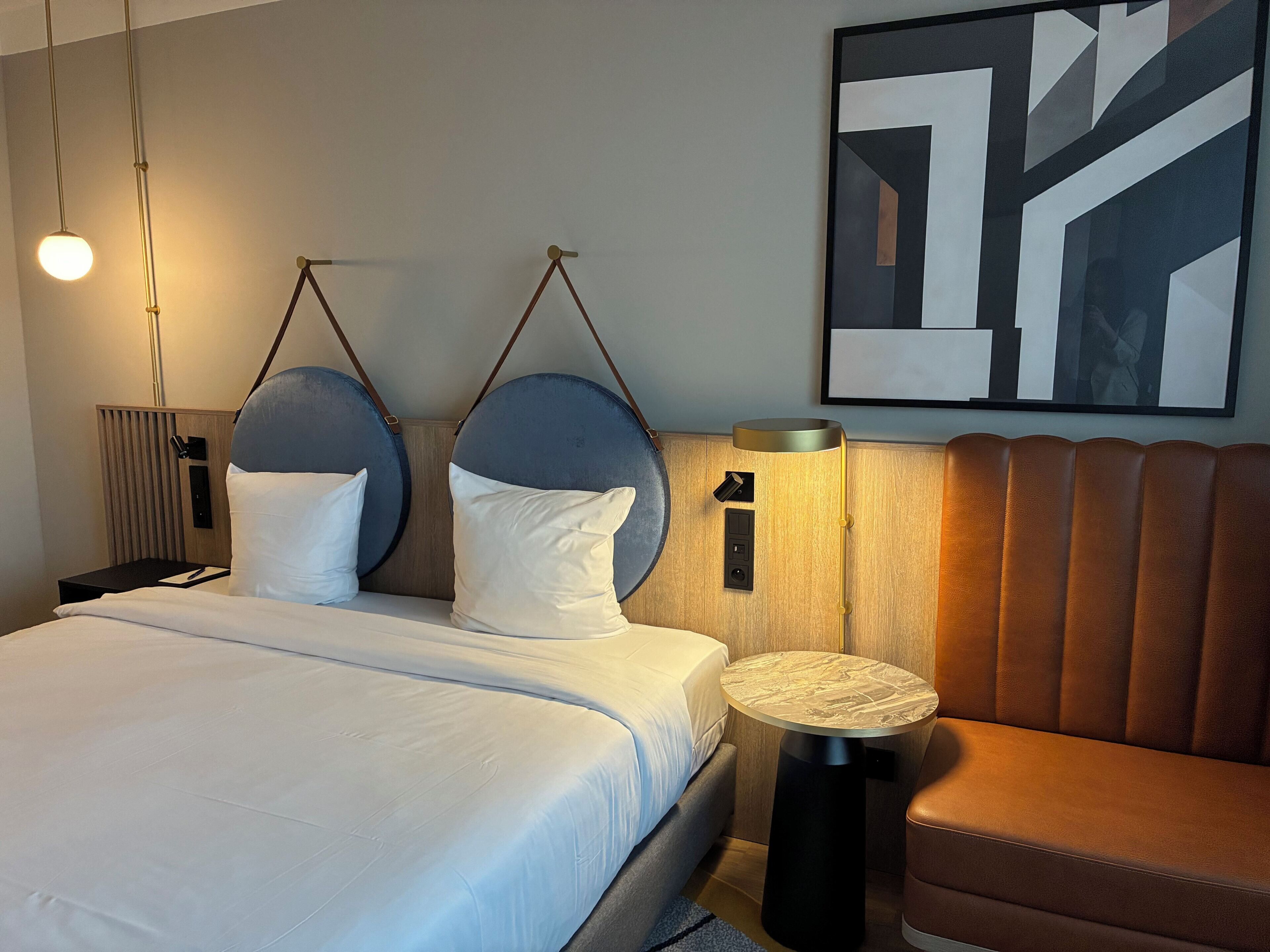 Apartment, 1 King Bed | Premium bedding, in-room safe, desk, blackout drapes