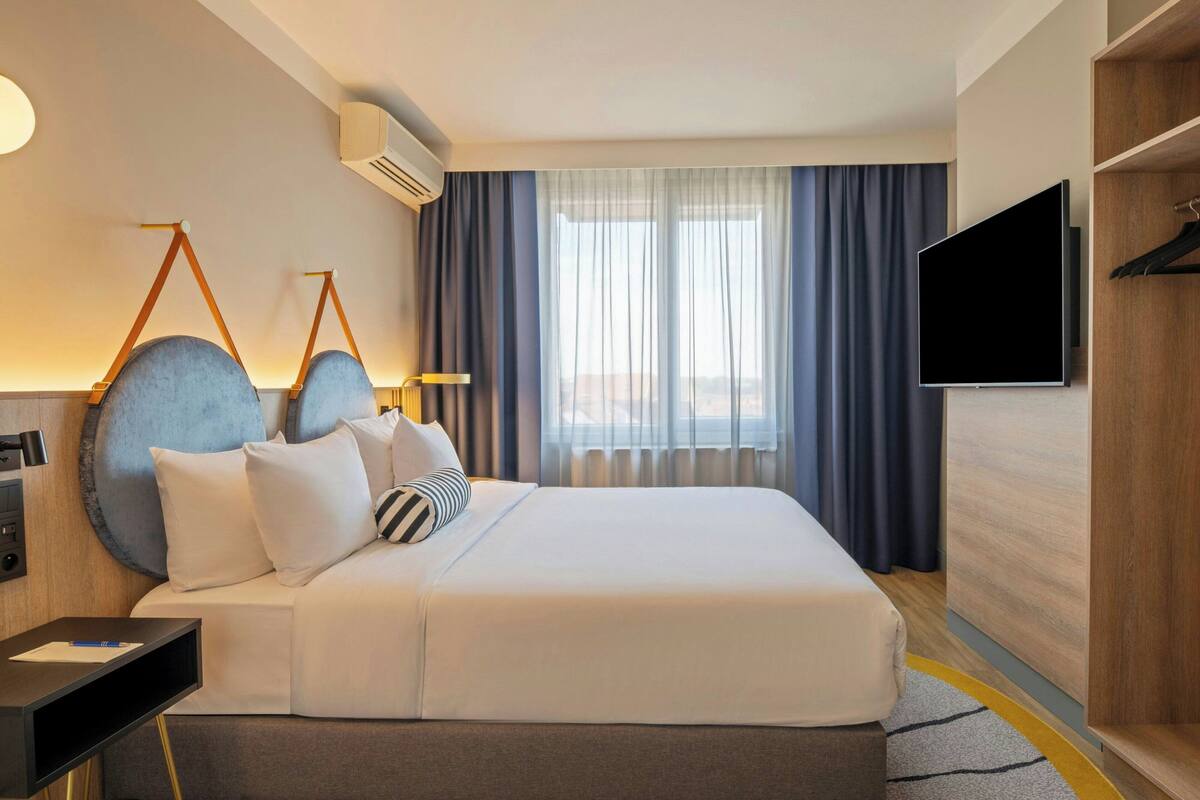 Departamento, 1 cama King size | Ropa de cama de alta calidad y caja de seguridad en la habitación