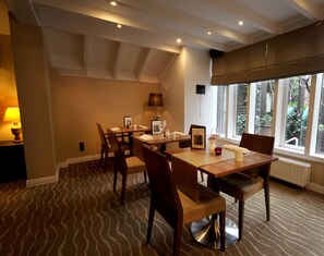 Bar (on property) - Gresham Belson Hotel (Brussels)