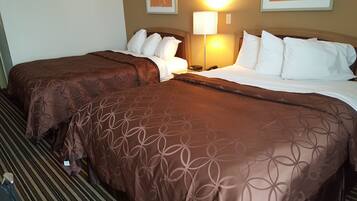 Iron/ironing board, free WiFi, bed sheets