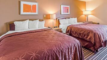 Fer et planche Ă repasser, Wi-Fi gratuit, draps fournis