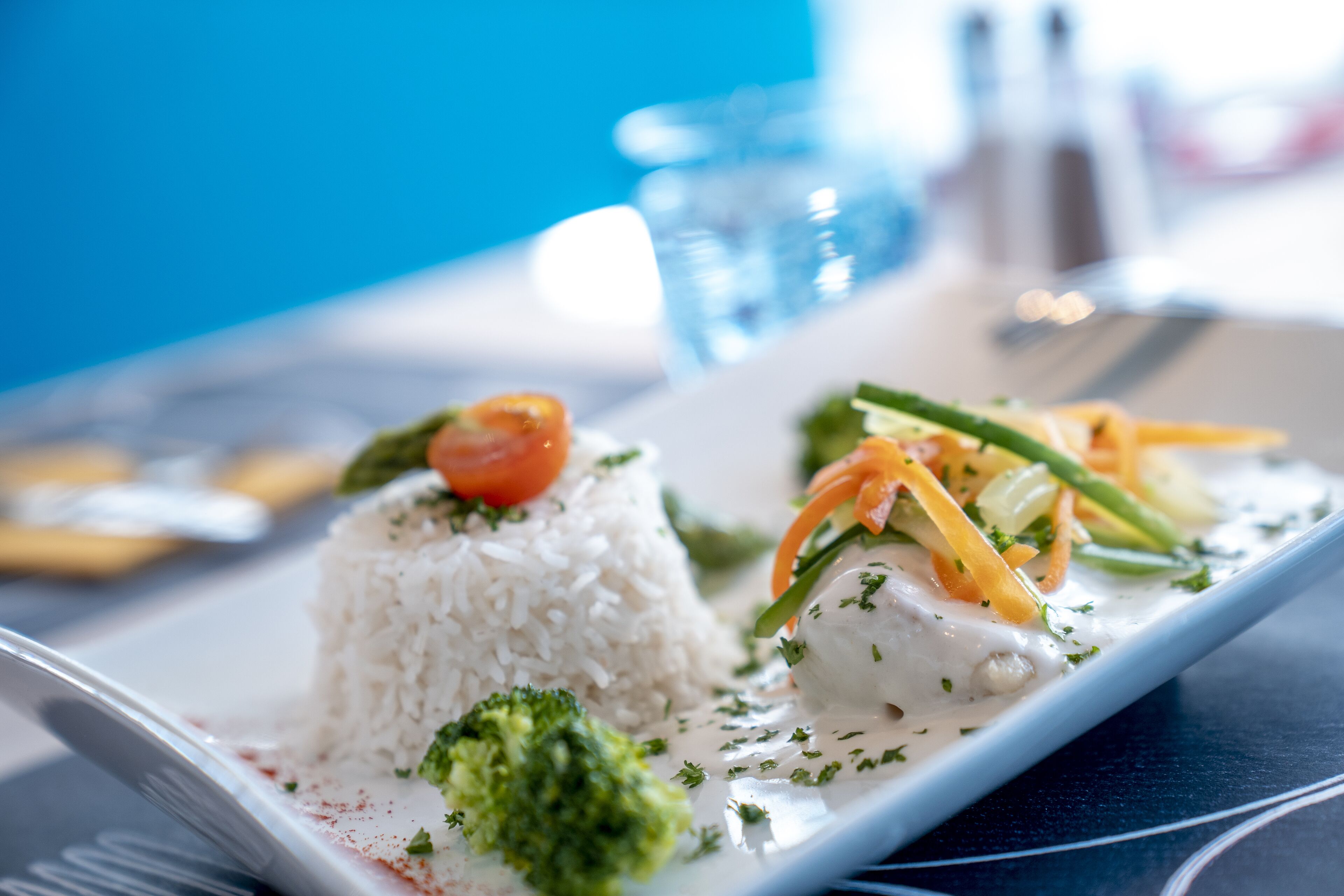 lunch and dinner served, french cuisine