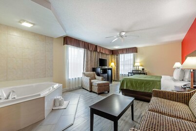 Quality Inn & Suites