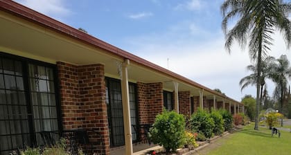 Lakeside Lodge Motel