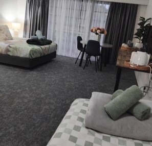 Couette en duvet d'oie, bureau, rideaux occultants