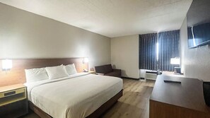 Room, 1 King Bed with Sofa bed, Non Smoking (Microwave & Fridge) | In-room safe, iron/ironing board, free cots/infant beds, free WiFi - Studio 6 Suites Fremont, OH (Fremont)