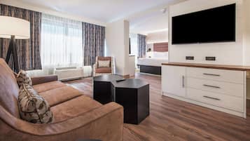 In-room safe, desk, laptop workspace, iron/ironing board