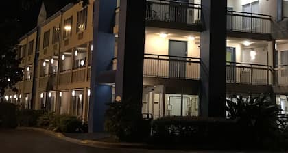 Baymont By Wyndham Gainesville I-75