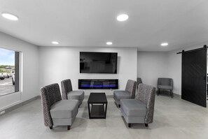 Lobby - Baymont by Wyndham San Antonio Near Lackland AFB (San Antonio)