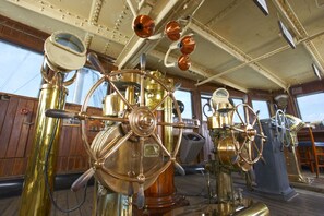 Interior - The Queen Mary (Long Beach)