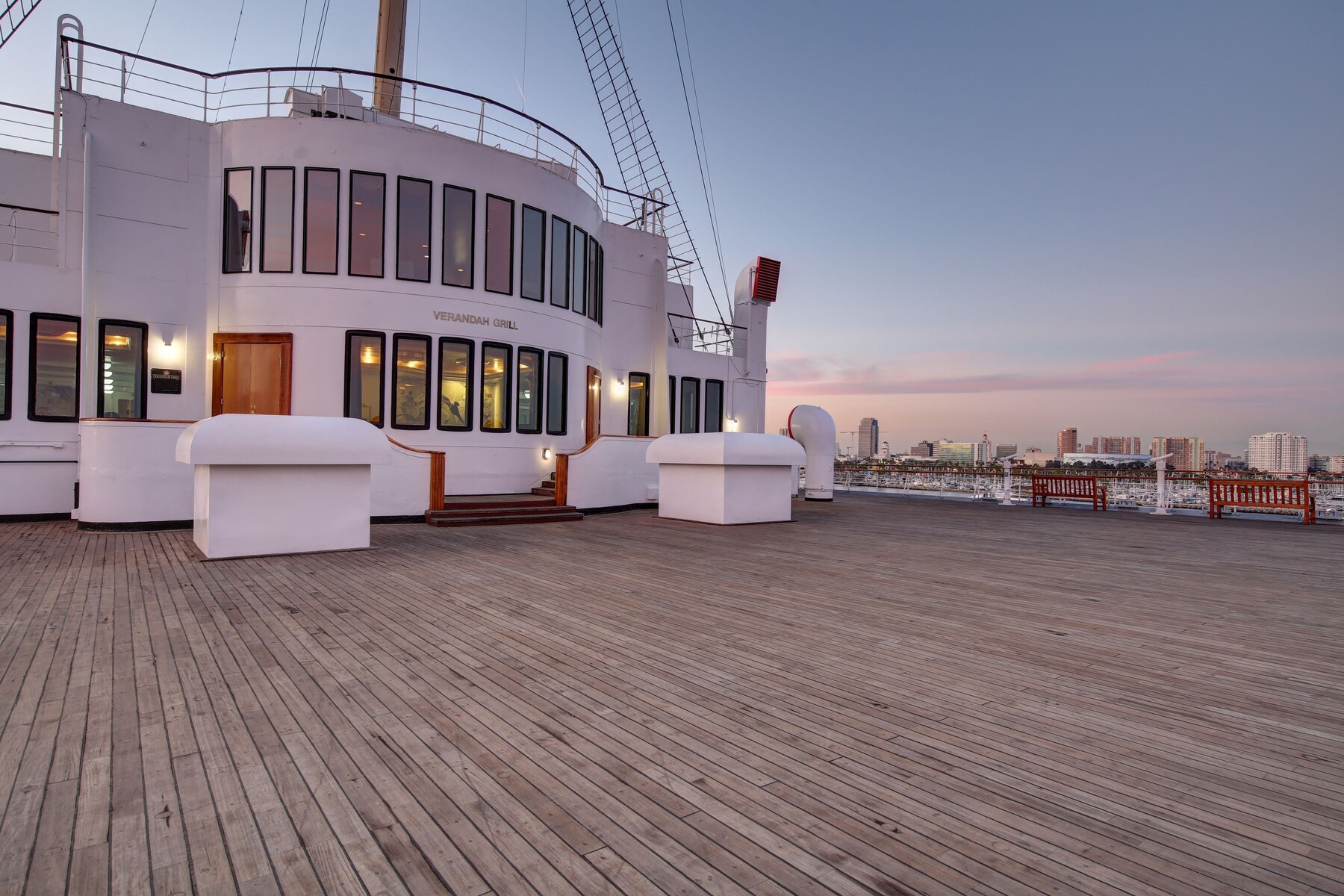Sundeck