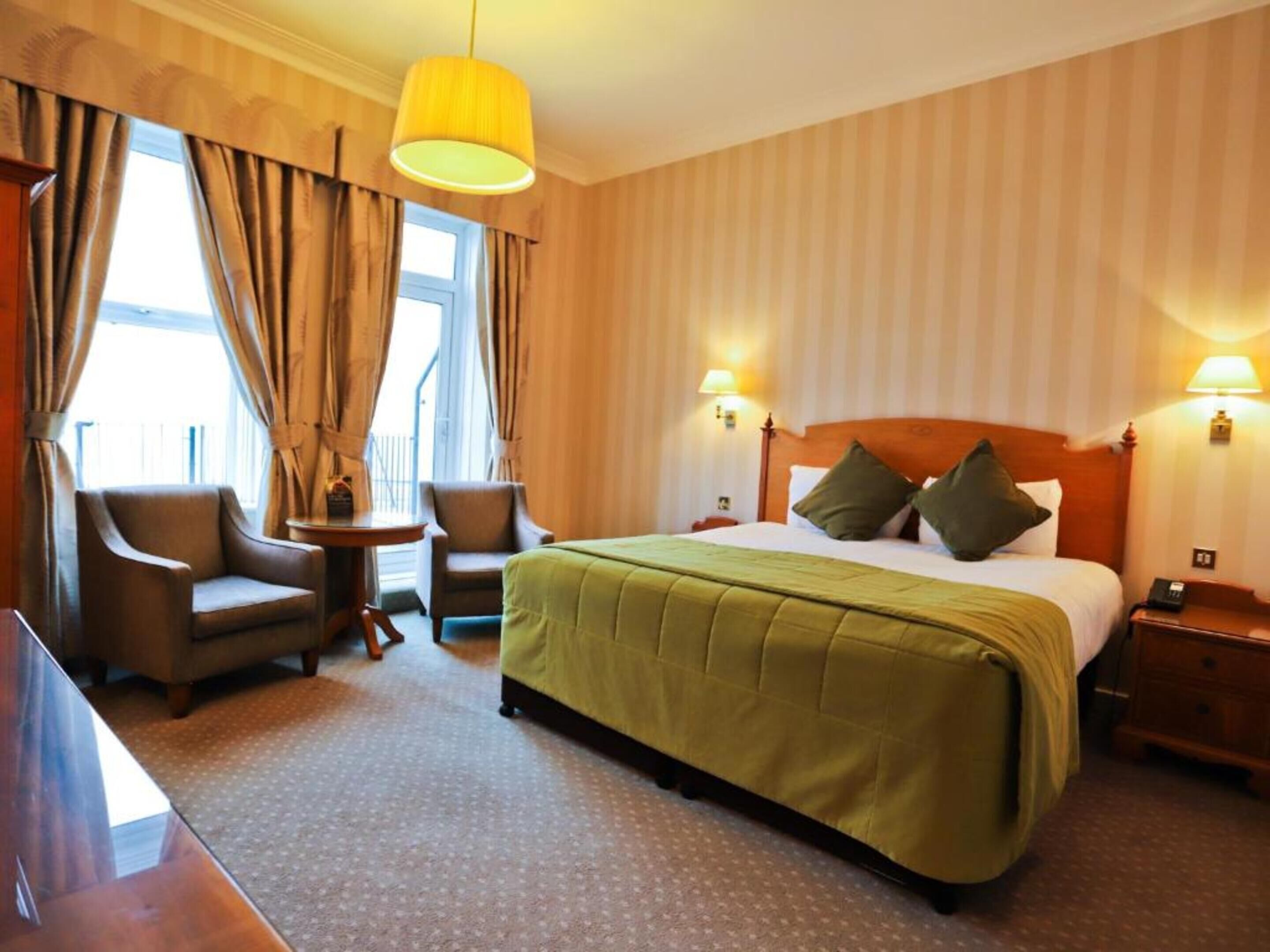 Dobbeltrom – executive | Skrivebord, strykejern/-brett, wi-fi (inkludert) og sengetøy