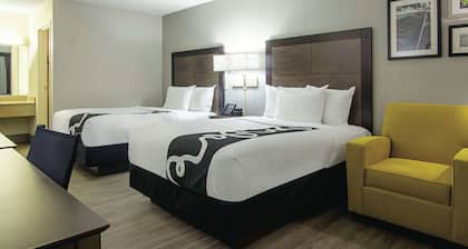 La Quinta Inn by Wyndham West Palm Beach - Florida Turnpike