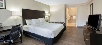 La Quinta Inn by Wyndham West Palm Beach - Florida Turnpike