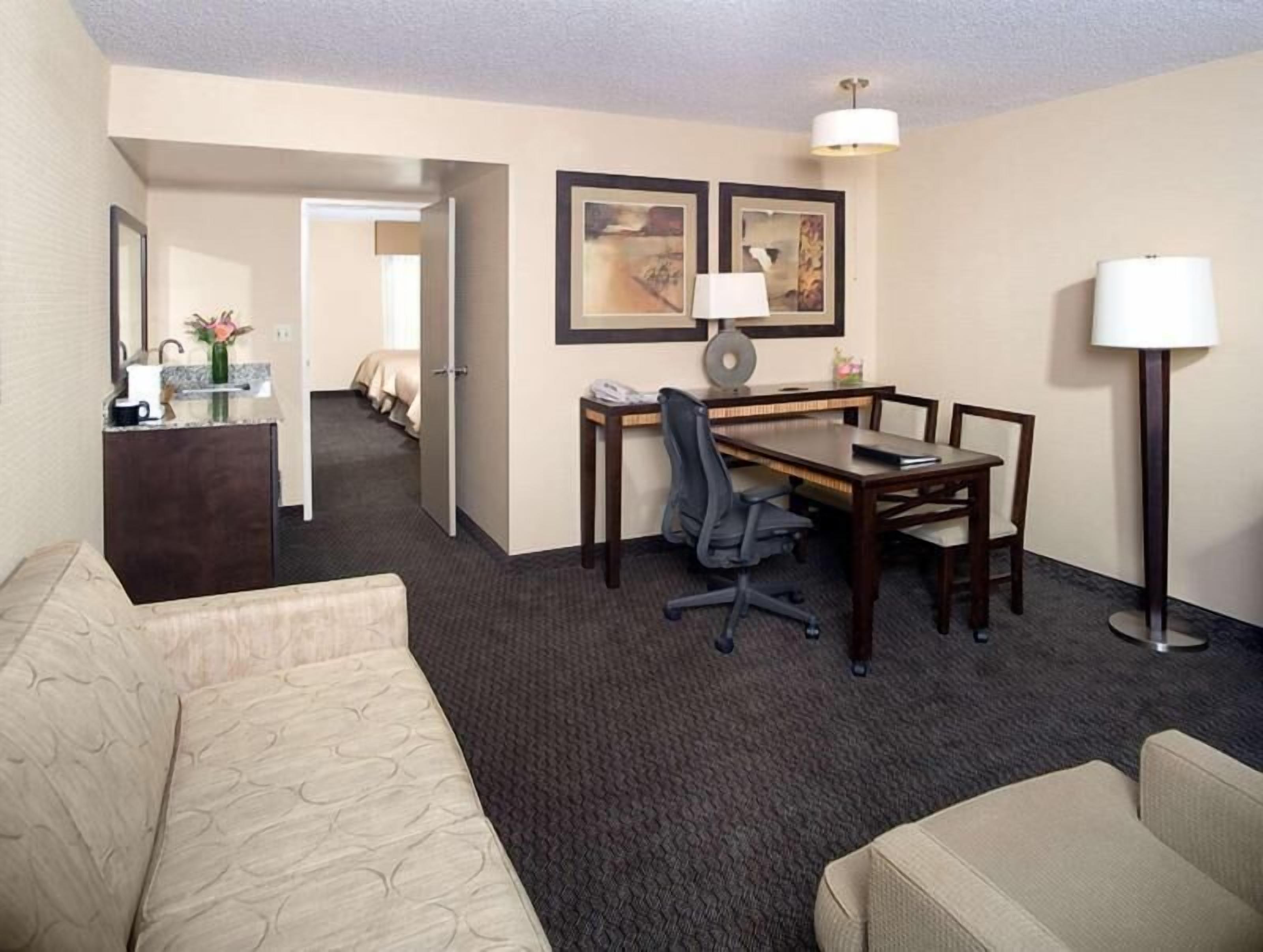 Living area | 32-inch LCD TV with satellite channels, Smart TV, first-run movies