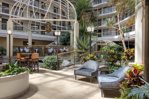 Lobby - Embassy Suites Hotel Birmingham (Birmingham)