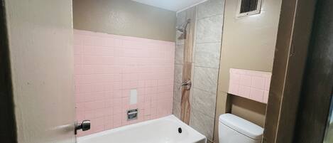 Free toiletries, towels