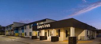 Days Inn by Wyndham Pierre