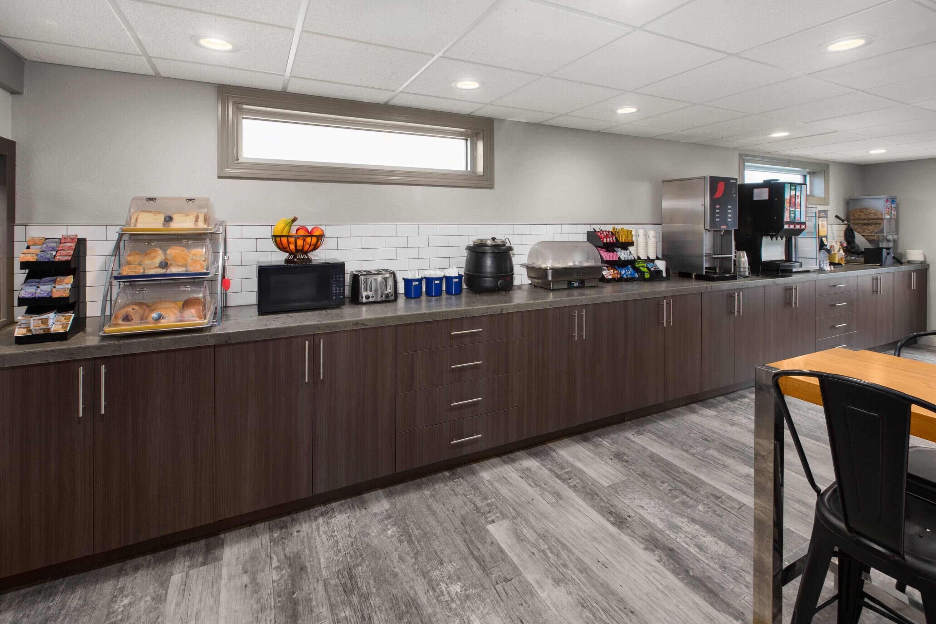 Petit déjeuner complet compris tous les jours