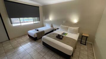 Chambre Double ou avec lits jumeaux | Coffres-forts dans les chambres, bureau, chambres insonorisées