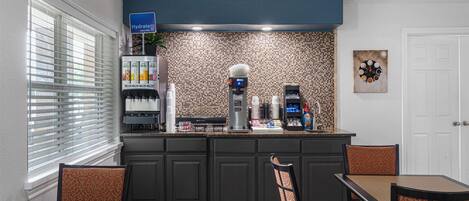 Free daily continental breakfast