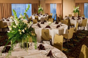 Ballroom - DoubleTree by Hilton Hotel Santa Fe (Santa Fe)