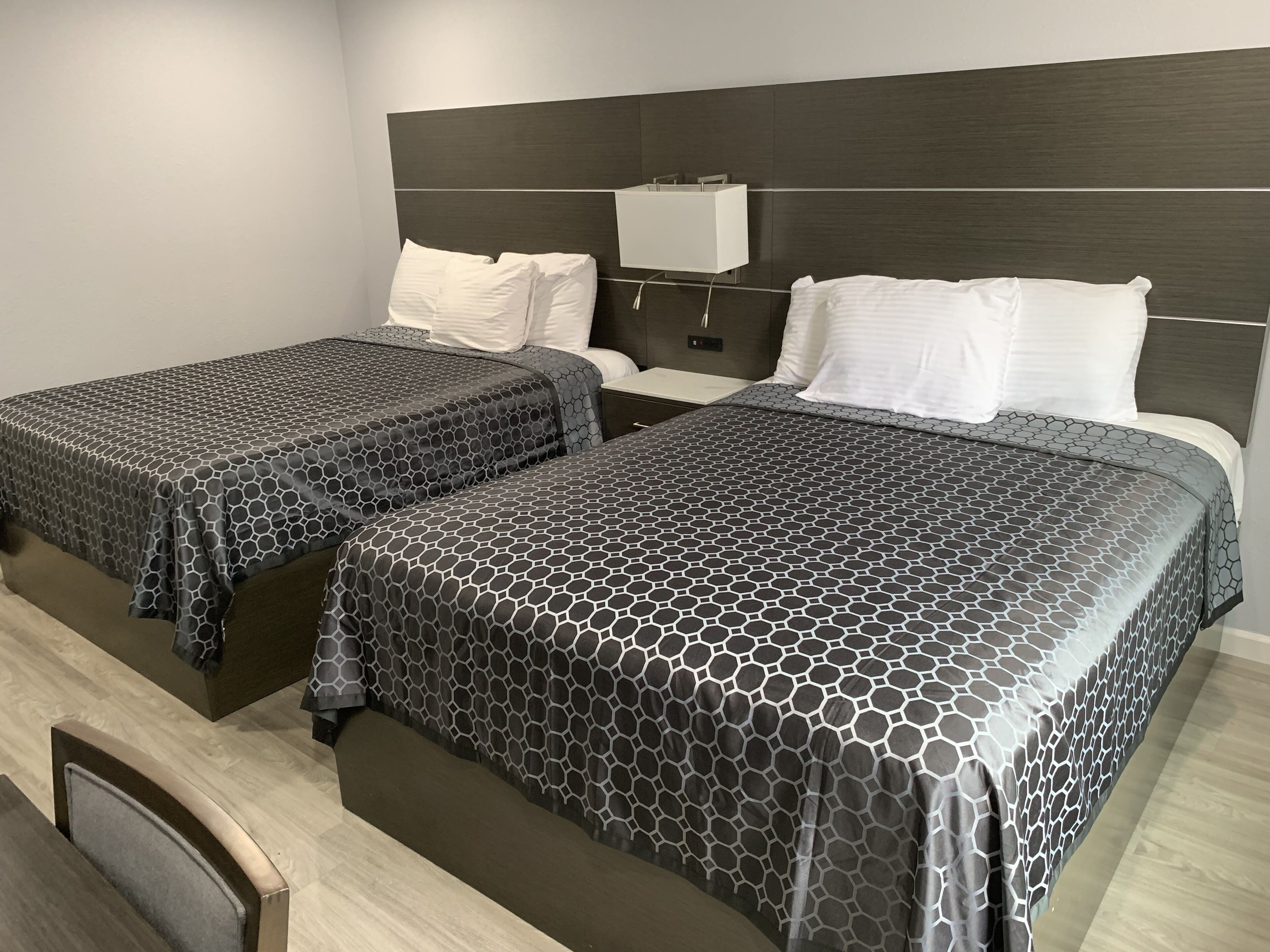 Foto - Mirage Inn & Suites