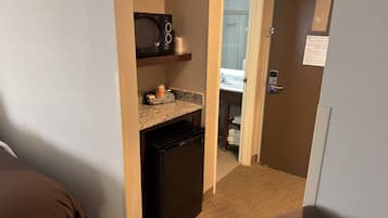Room, 2 Queen Beds, Non Smoking