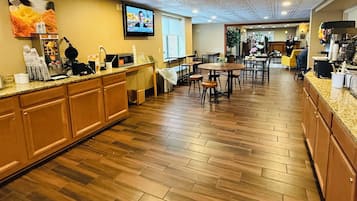 Free daily buffet breakfast