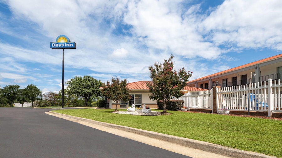 Days Inn by Wyndham Augusta Wheeler Road
