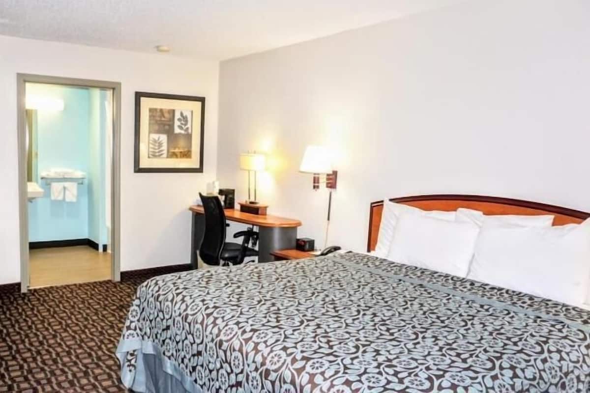 In-room safe, free cots/infant beds, free WiFi, bed sheets