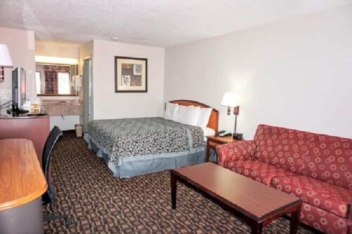 In-room safe, free cots/infant beds, free WiFi, bed sheets