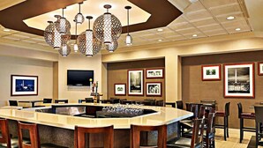 Unclassified image, 4 of 19, button - Wyndham College Park North / Washington DC Area (Beltsville)