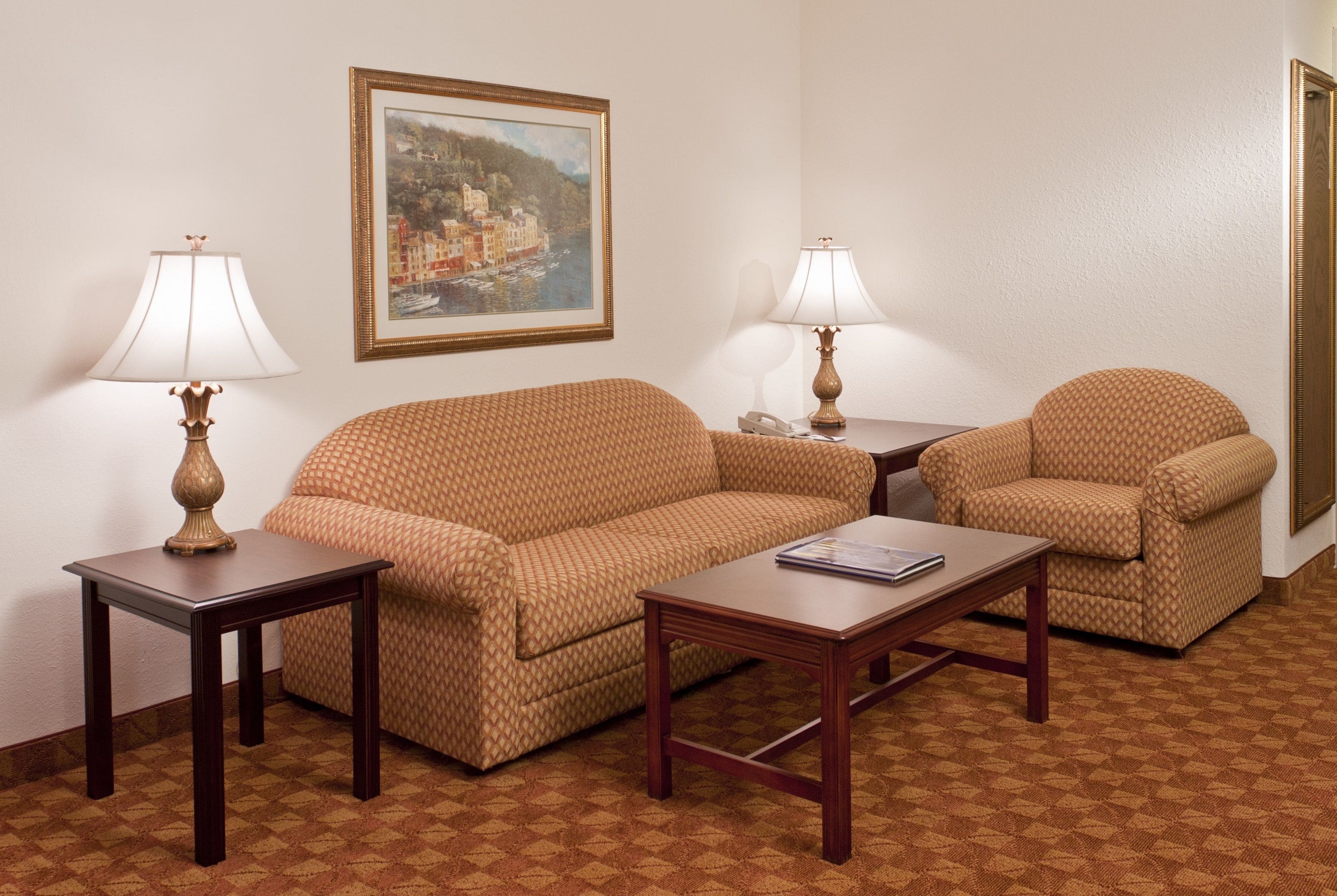 suite, 1 bedroom | living area | 32-inch lcd tv with satellite channels, tv