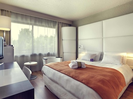Privilege, Chambre, 1 lit double | Bureau, rideaux occultants, chambres insonorisées, lits bébé (gratuits). Mercure Brive
