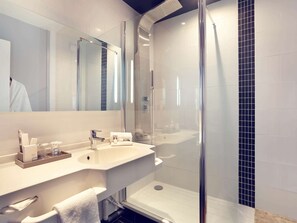 Privilege, Habitación, 1 cama matrimonial | Escritorio, cortinas blackout, insonorización y cunas gratuitas 