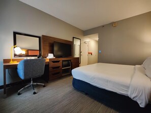 Premium bedding, iron/ironing board, free cots/infant beds - Hampton Inn Atlanta/Peachtree City (Peachtree City)