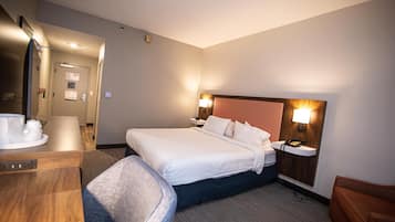 Premium bedding, iron/ironing board, free cots/infant beds