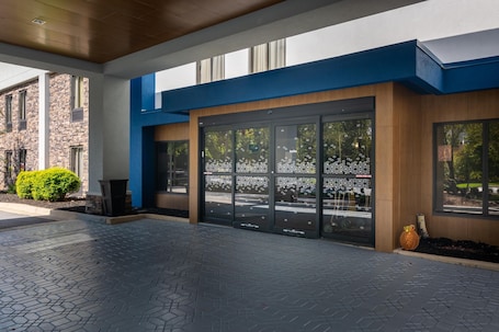Exterior. Hampton Inn Atlanta/Peachtree City