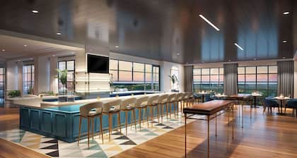 DoubleTree by Hilton Clarksville Riverview