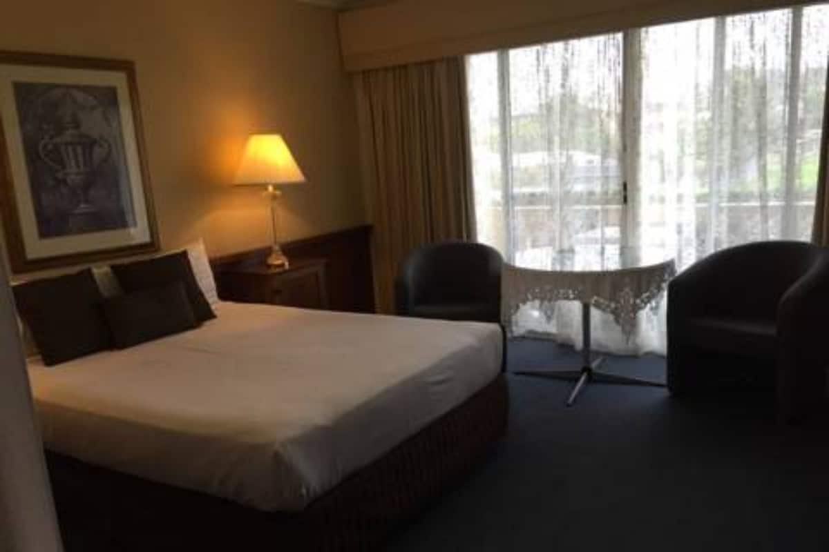 1 bedroom, premium bedding, iron/ironing board, free WiFi