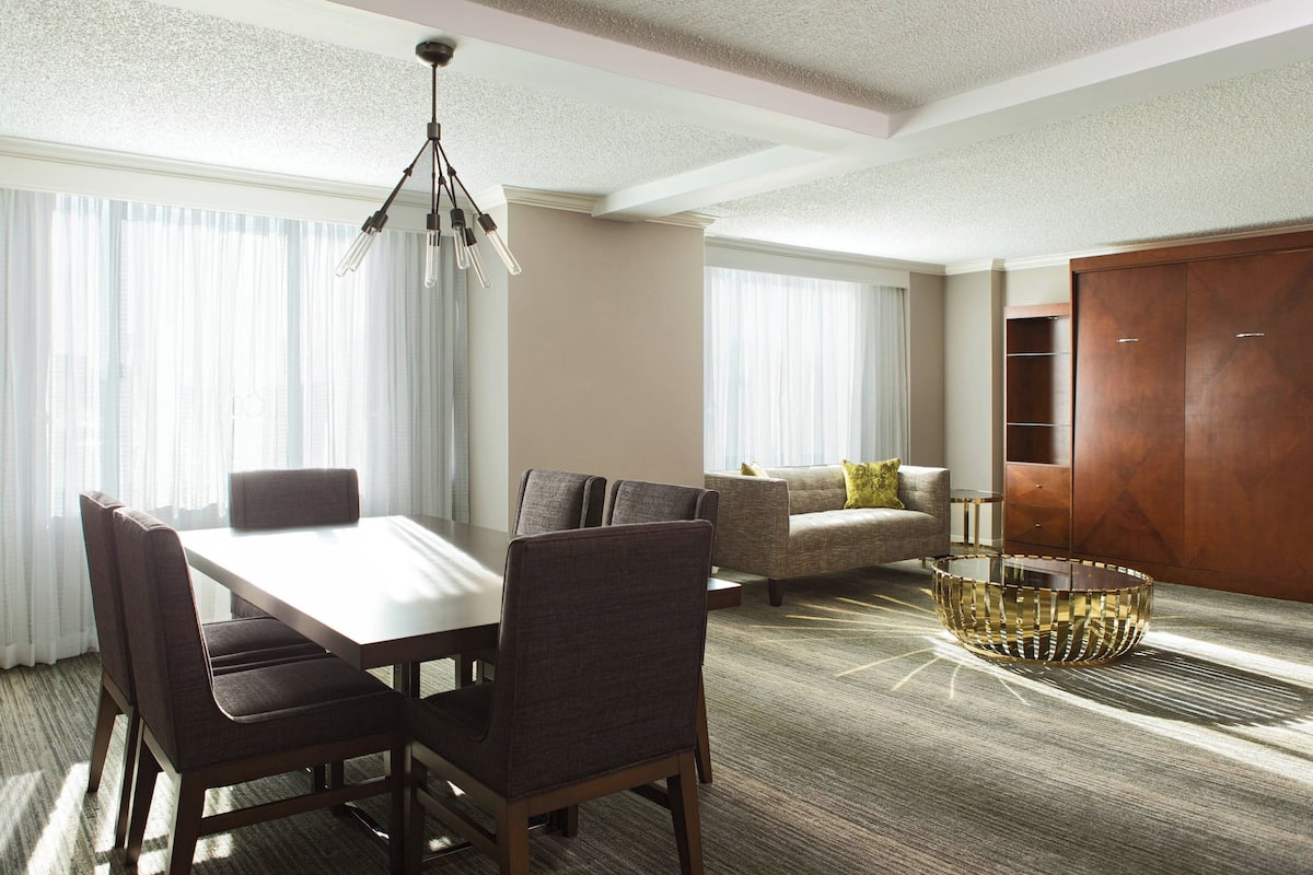 Premium bedding, down duvets, pillow-top beds, in-room safe